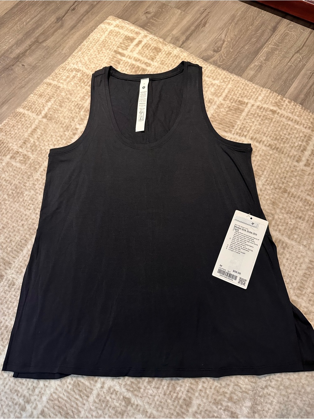 Lululemon Black Scoop Neck Tank Top with Tag